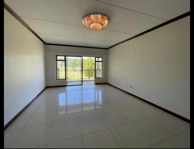 3 BEDROOM TOWNHOUSE FOR SALE IN SUMMERSET
